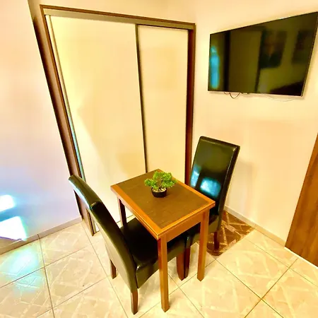 Unio Vendeghaz 1 Apartment Siofok