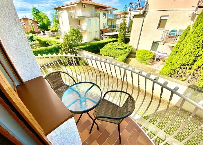 Unio Vendeghaz 1 Apartment Siofok