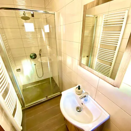 Apartment Unio Vendeghaz 1 *