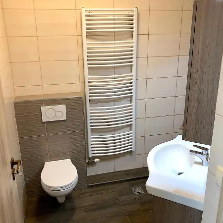 Unio Vendeghaz 1 Apartment *