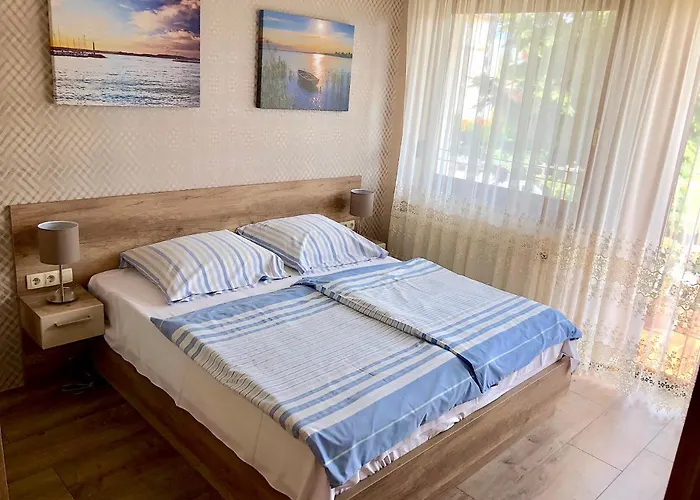 Unio Vendeghaz 1 Apartmán *